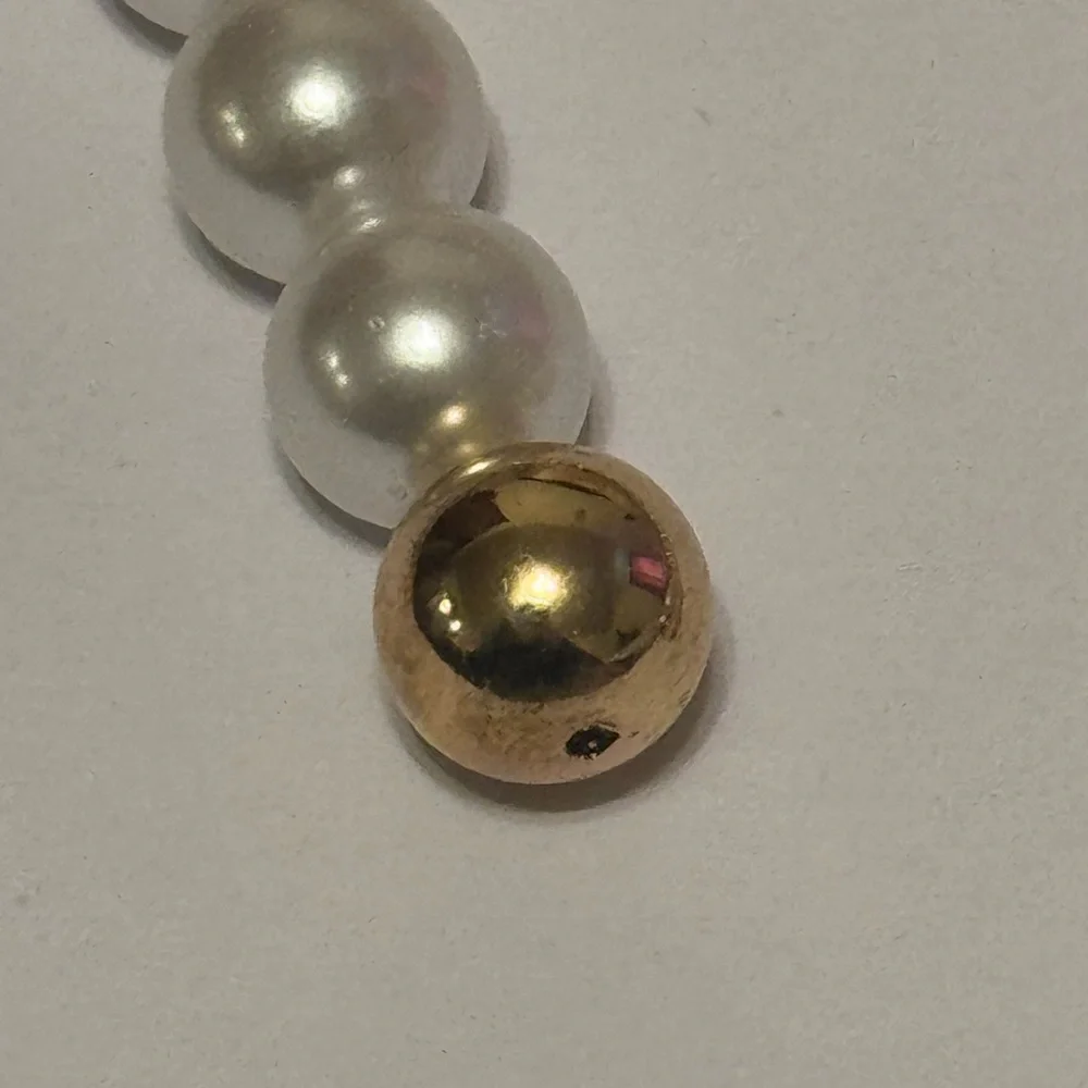 Francesca’s Collections Pearl Headband with Gold Accents
